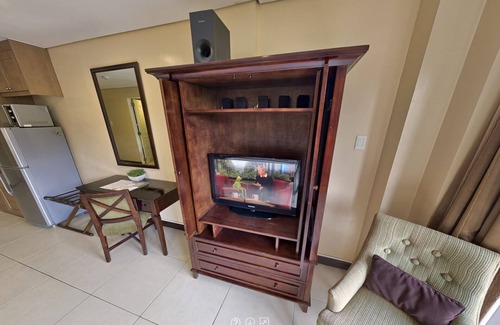 Canlubang Apartment | Swiss VIP suite at Crosswinds Tagaytay