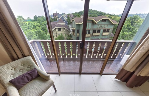 Canlubang Apartment | Swiss VIP suite at Crosswinds Tagaytay
