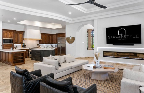Central Scottsdale House | SWSS Hidden Palm: Luxe 8-bedroom retreat w/golf sim, wellness room. Perfect for corporate getawa.