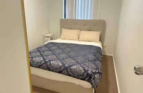 Kingswood Villa | Sydney Blue Mountain Haven 4BR