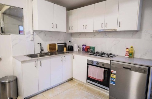 Burwood House | Sydney Burwood 5bed house,3 mins Burwood Westfield