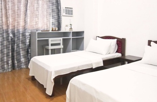 Santa Fe Bed & Breakfast | SYKE's Apartment - Twin Room | Bantayan Island | Santa Fe