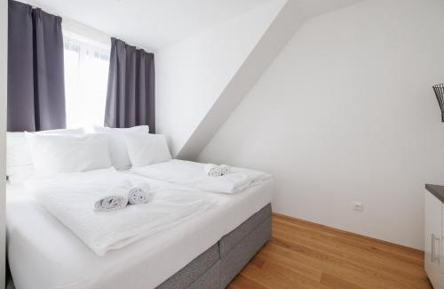 Neulerchenfeld Apartment | SYMPHONY Apartments 38 - Modern Loft with Terrace and Grill in Central Location