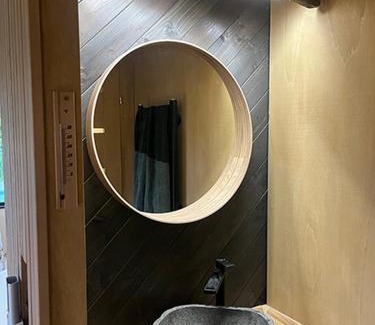 Sirok House | Syrok Magasflash