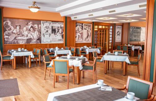 Mohacs Hotel | Szent János Hotel