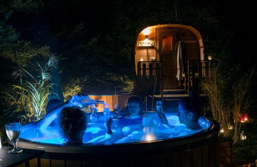 Wiartel House | Szeroki Bór oaza w Puszczy z Sauną, Banią i Jacuzzi