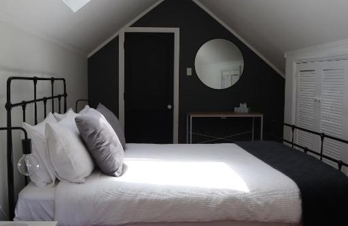 Te Puna Apartment | T H E B A R N Boutique Accomodation