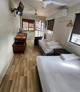 Port Macquarie Hotel | T's Resort & Motel