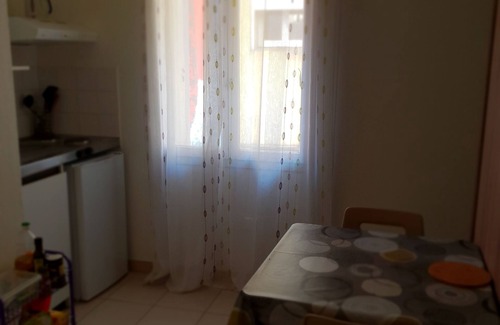 Sete Apartment | T1 royal setting, imperial view: cozy T1 with air conditioning and Wi-Fi