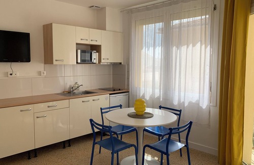 Canet-Plage Apartment | T2 2nd line center Canet plage
