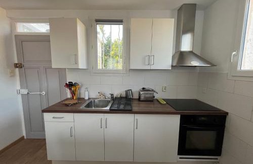 Six-Fours-les-Plages Apartment | T2 30m2 CLIMATISE AVEC JARDIN PROCHE DE LA MER