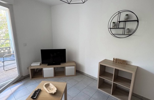 Les Baumettes Apartment | T2 apartment near the calanques park.