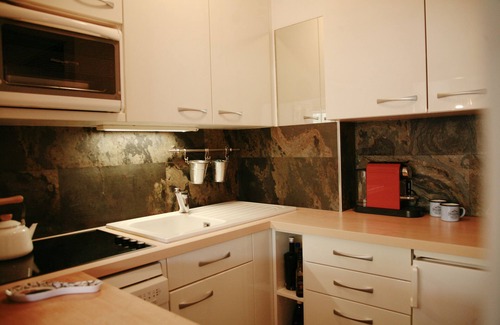 Les Almes Apartment | T2 bis renovated and bright, WIFI (fiber) 4-5 pers, 63m2 large balcony, le Lac