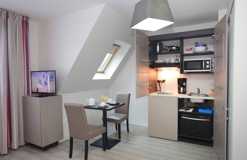 Poincare Condo | T2 charmant en centre-ville, près des commerces