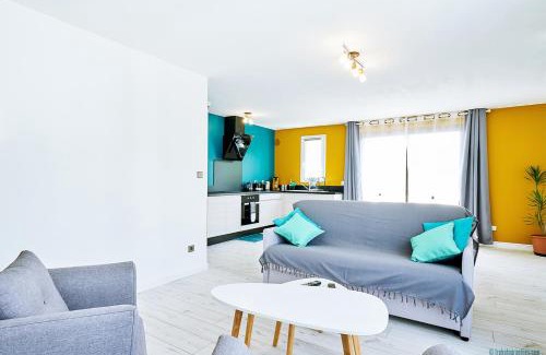 Centre-Ville Apartment | T2 Cosy a 100m de la plage, Saint-Pierre, Luma Appart