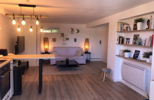 Martigues Apartment | T2 Indépendant, au Calme Avec Terrasse