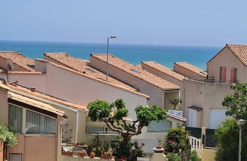 Saint-Pierre-la-Mer Apartment | T2 near sea view 4pers
