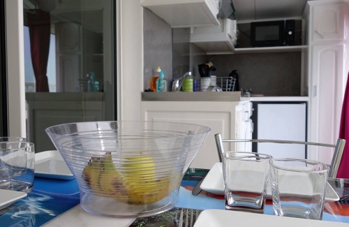 La Saline Les Bains Apartment | T2 new 4 people 150 m Lagoon