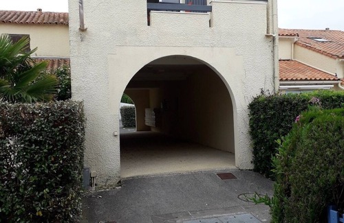 Saint-Palais-sur-Mer Apartment | T2 refurbished beach shops on foot in Vaux/Mer (between Royan and St palais)