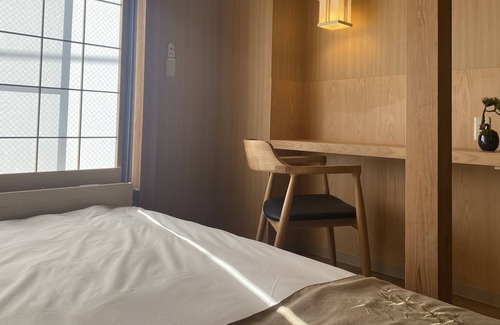 Takadanobaba Apartment | T2 [shinjuku city] Luxury townhouse with a quiet local feel