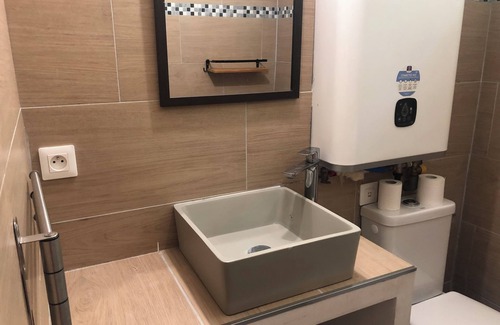 Aullene Apartment | T3 apartment in air-conditioned village house