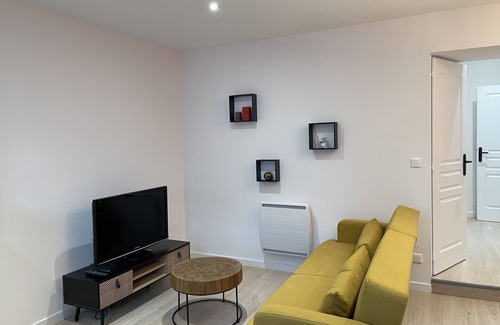 Rochefort Apartment | T3 de Haut Standing, Hypercentre Rochefort, Arrivée Autonome