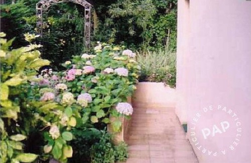 La Baule-Escoublac House | T3 DUPLEX, enclosed garden, very quiet, 5 min from the beach and shops