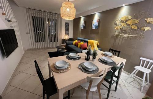 Quartier Saint-Clement - Jardin des Plantes Apartment | T3 Flat Moderne sur 2 étages Metro Parking Free Entrance autonome