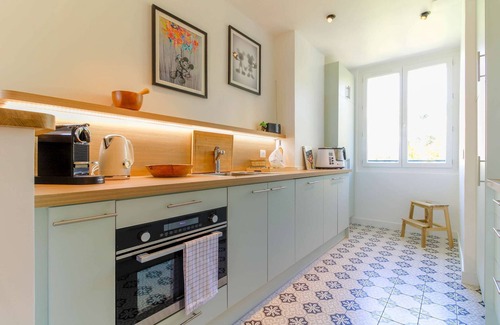 Le Lavandou Apartment | T3 sea view - Town centre with parking space