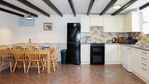 Fivelanes House | Ta Mill Holiday Cottages & Lodges - Forge Cottage