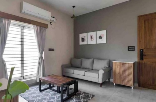 Thousand Lights Apartment | Taara Luxury Apartments -NewYork