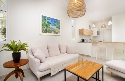 Paea Apartment | Tahiti Luxury Beach with Concierge