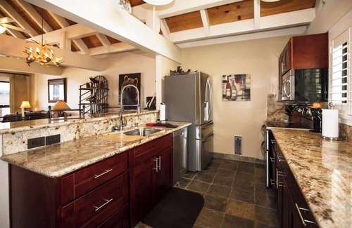Tahoe City House | Tahoe Hideaway at Tahoe Marina Lodge | Unit 47