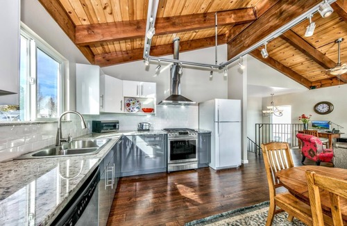 Tahoe Keys House | Tahoe Keys Mountain Vistas-Waterfront, Panorama Views, Dock