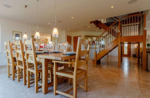 Kirriemuir Cottage | Taigh Gleusta