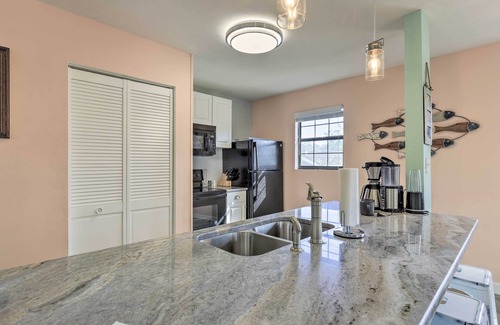 Steinhatchee Cottage | Tailing Tides Getaway w/Covered Boat Parking!
