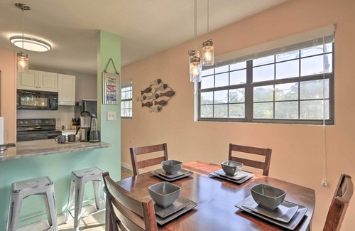 Steinhatchee Cottage | Tailing Tides Getaway w/Covered Boat Parking!