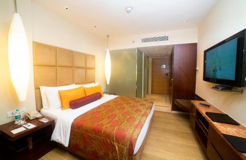 Royapettah Hotel | Taj Club House