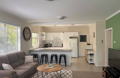 Talbingo House | ~ Talbingo ~ Rabbit & Wren Mountain Retreat