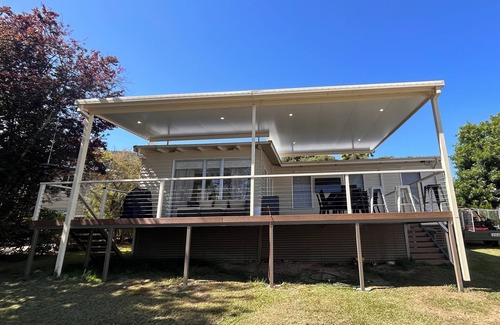 Talbingo House | ~ Talbingo ~ Rabbit & Wren Mountain Retreat