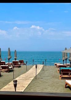 Sakës Apartment | Tale beachfront flat