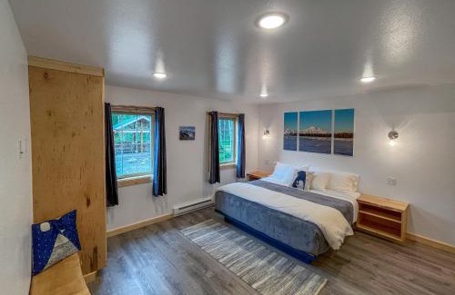 Susitna North Cabin | Talkeetna Wilderness Lodge & Cabin Rentals