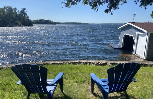 Rideau Lakes Cottage | Tall Cedars on Big Rideau Lake