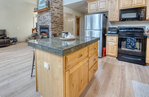 Garden Valley Cabin | Tall Tail Lodge Mountainside Retreat!