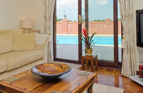 Llandyrnog Cottage | TALL TREES, pet friendly, character holiday cottage in Llandyrnog