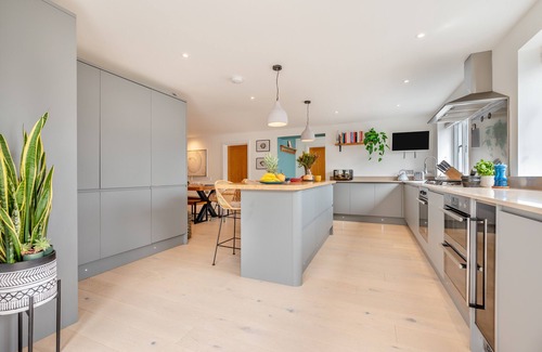 St Merryn House | Tamar - Four Bedroom House, Sleeps 8