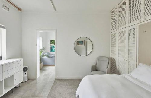 Tamarama Apartment | Tamarama Beachfront Apartment on Bondi to Bronte Walk