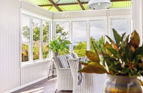 Maleny House | Tamarind Street Cottage. Maleny, Queensland