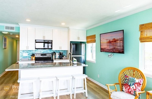 Rocky Point Condo | Tampa Bay Breeze - Gentle Winds, Stunning Views