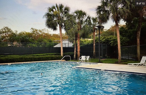 University Condo | Tampa Condo - GOLF/BUSCH GARDENS/ADVENTURE ISLAND/MOFFITT/BEACHES/DISNEY